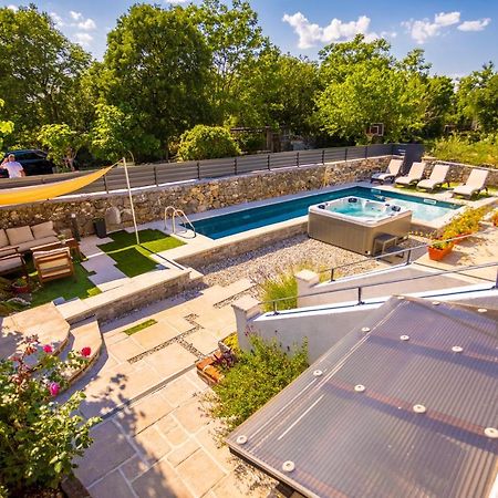 Villa Hrustika - Heated Pool, Jacuzzi & Sauna Gabonjin Exterior foto